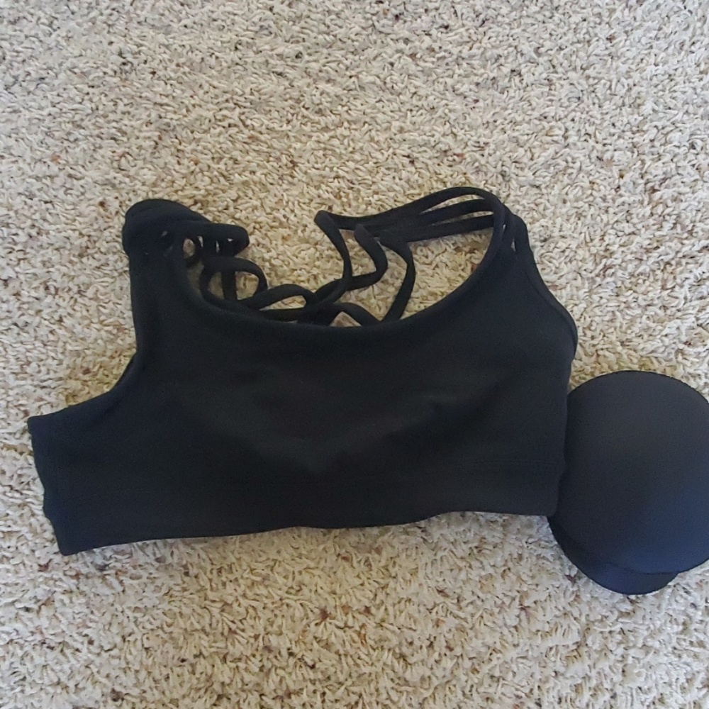 Cross Back Sports Bra